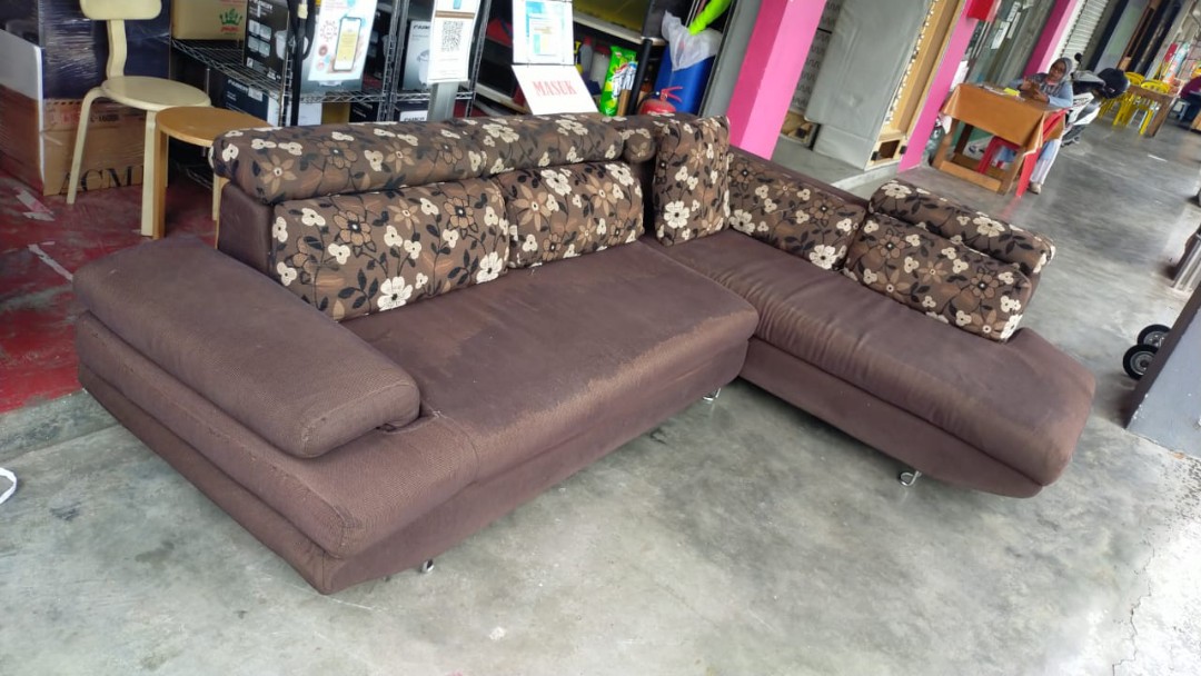 SOFA L SHAPE (Terpakai), Furniture & Home Living, Furniture, Sofas on
