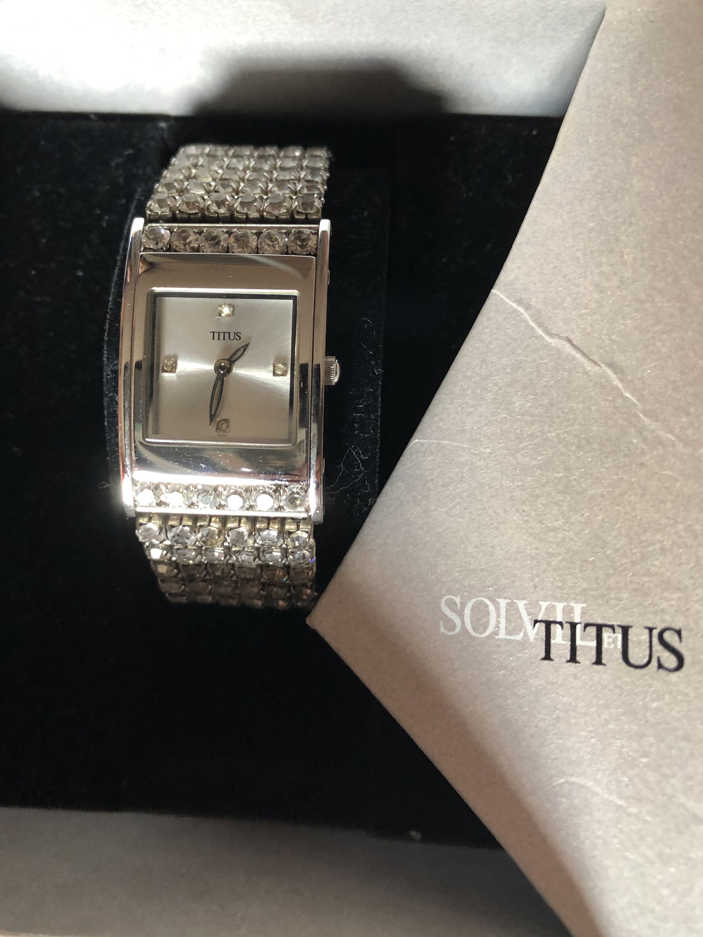 Solvil Et Titus Crystal Vintage Watch, Luxury, Watches on Carousell