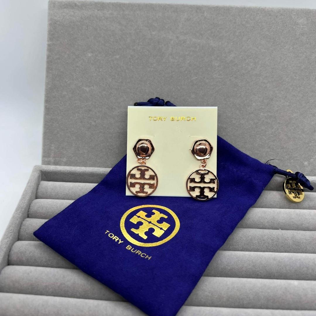 Tory Burch Logo Earrings Rose Gold, Women's Fashion, Jewelry & Organizers,  Earrings on Carousell