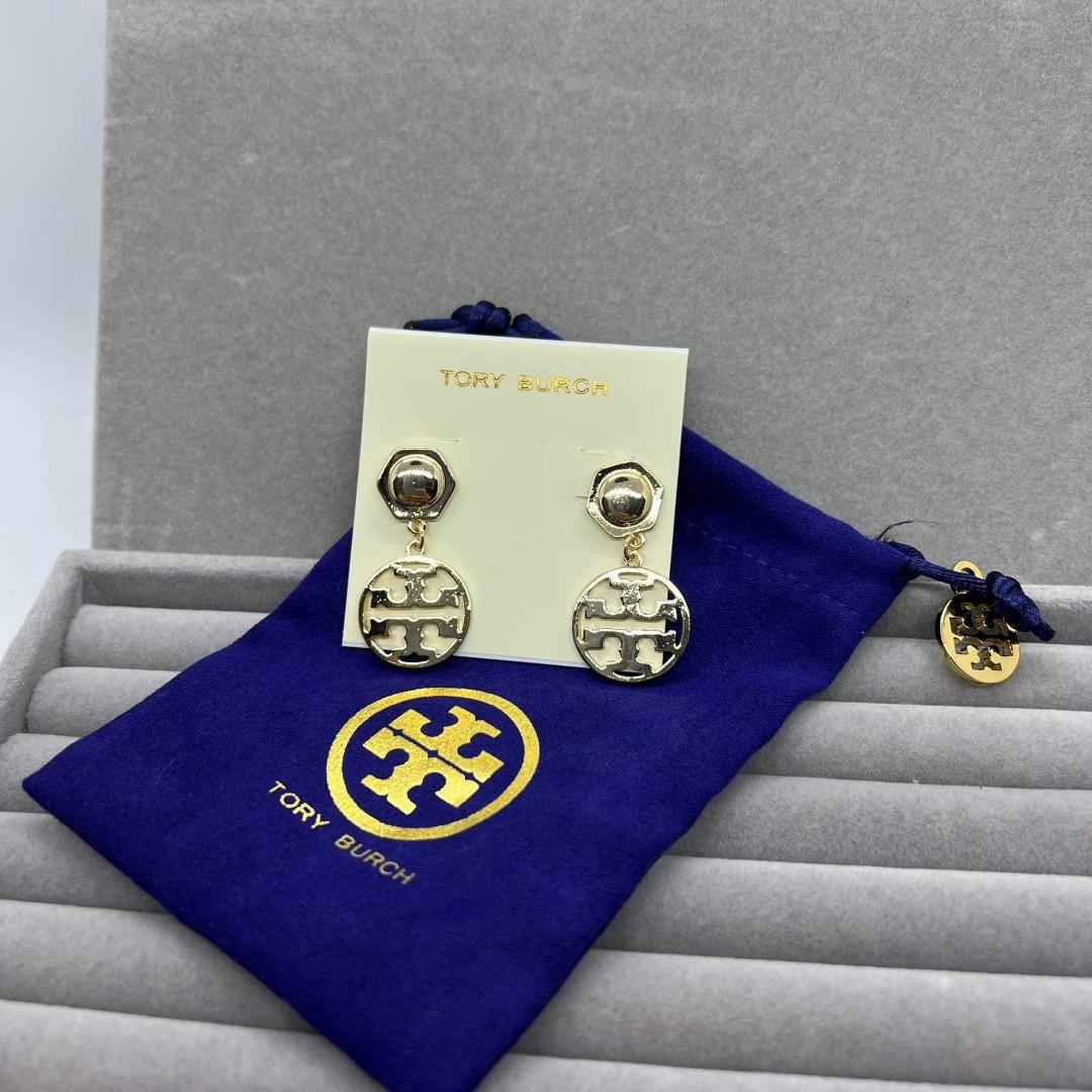 Tory Burch Logo Earrings Gold, Women's Fashion, Jewelry & Organizers,  Earrings on Carousell