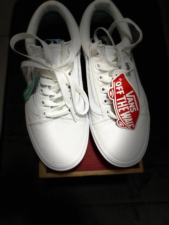 White discount vans comfycush