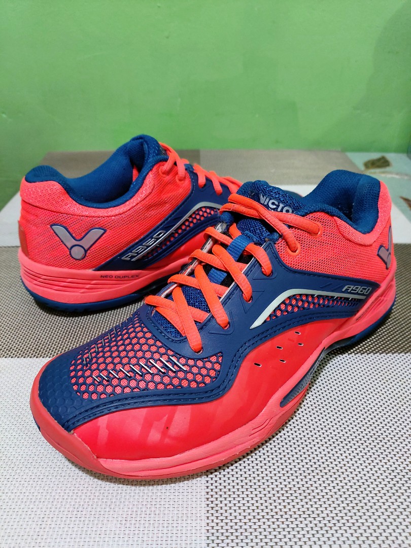 Victor Badminton Shoes, Women's Fashion, Footwear, Sneakers on Carousell