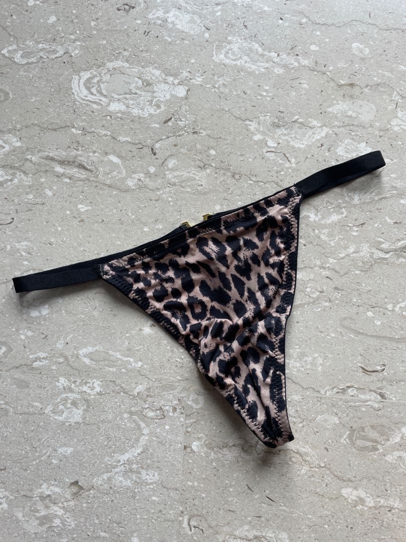 Victoria Secret Leopard Thong, Women's Fashion, New Undergarments ...