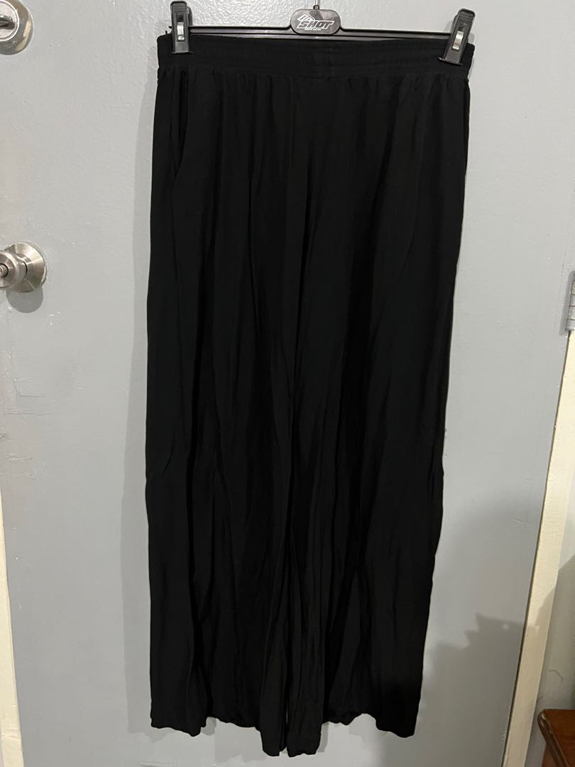 Wide leng black pants, Women's Fashion, Bottoms, Other Bottoms on Carousell