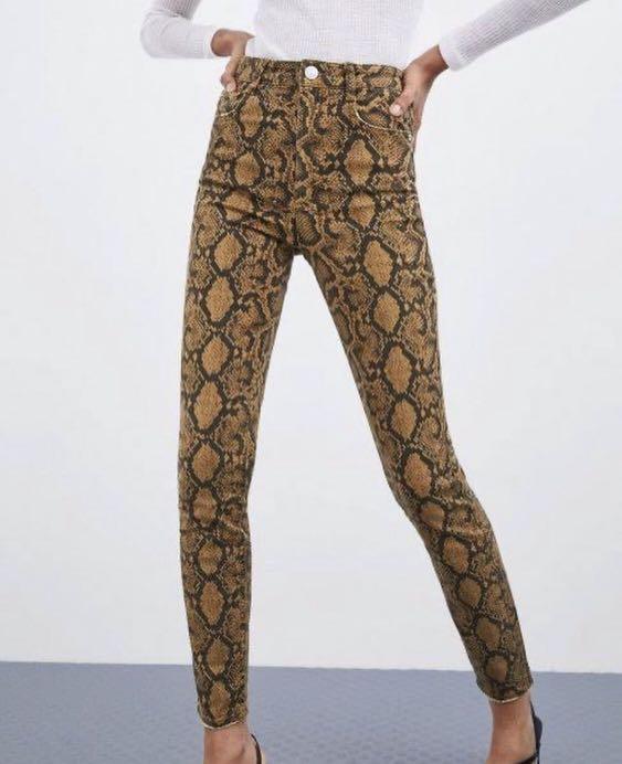 Zara leopard pants, Fesyen Wanita 