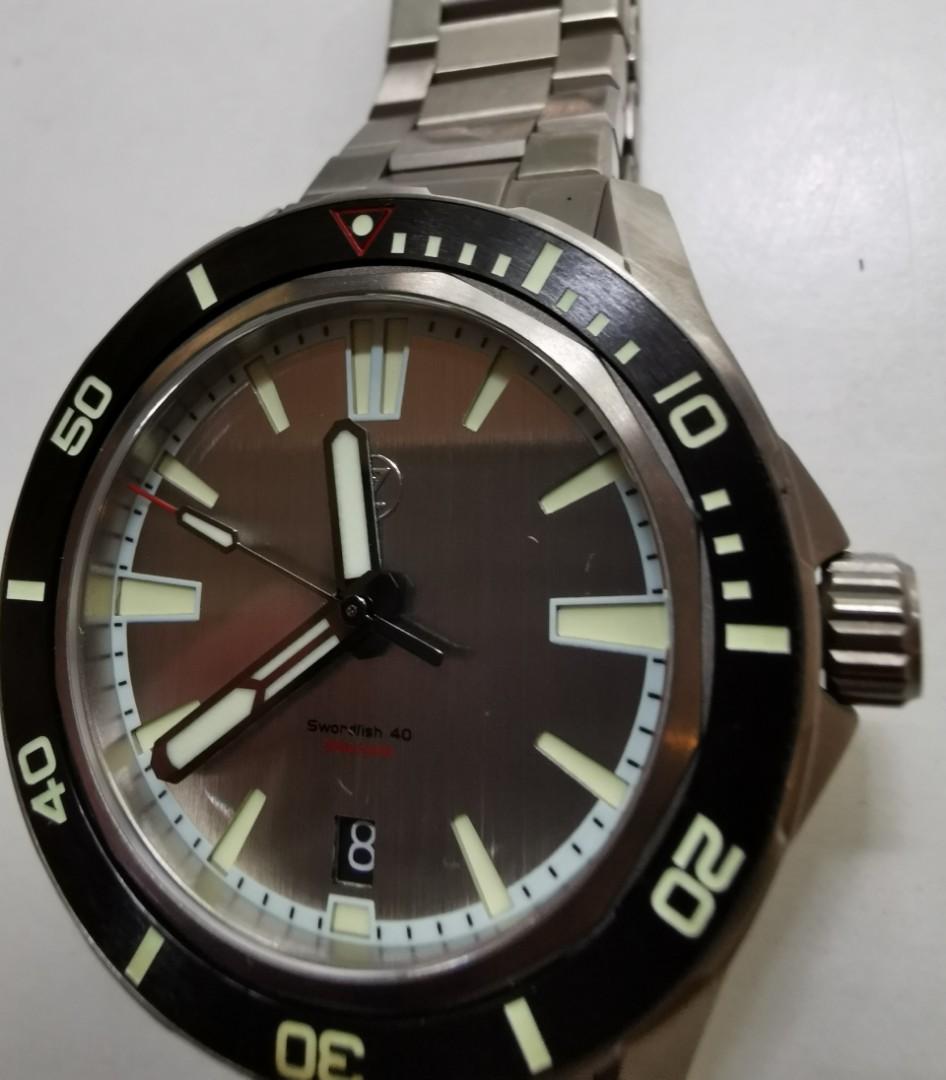 Zelos Swordfish Satin Titanium Automatic Men's Dive Watch 200 meters