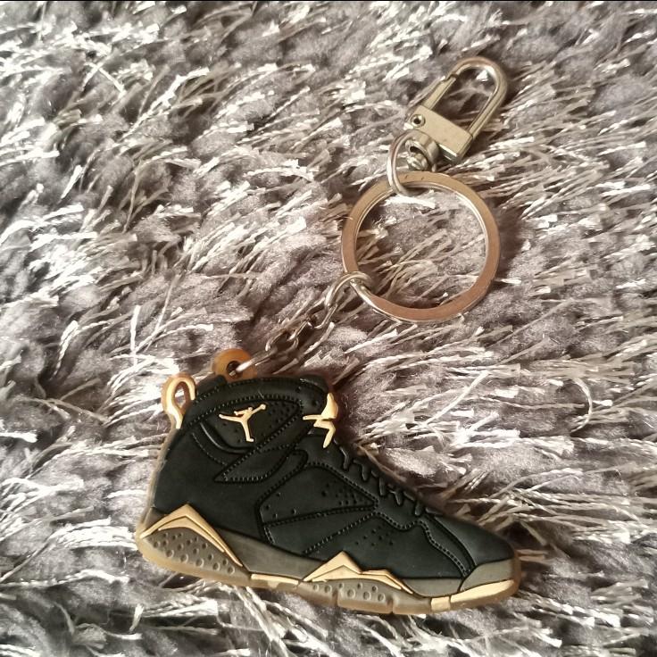 Air outlet jordan keychain