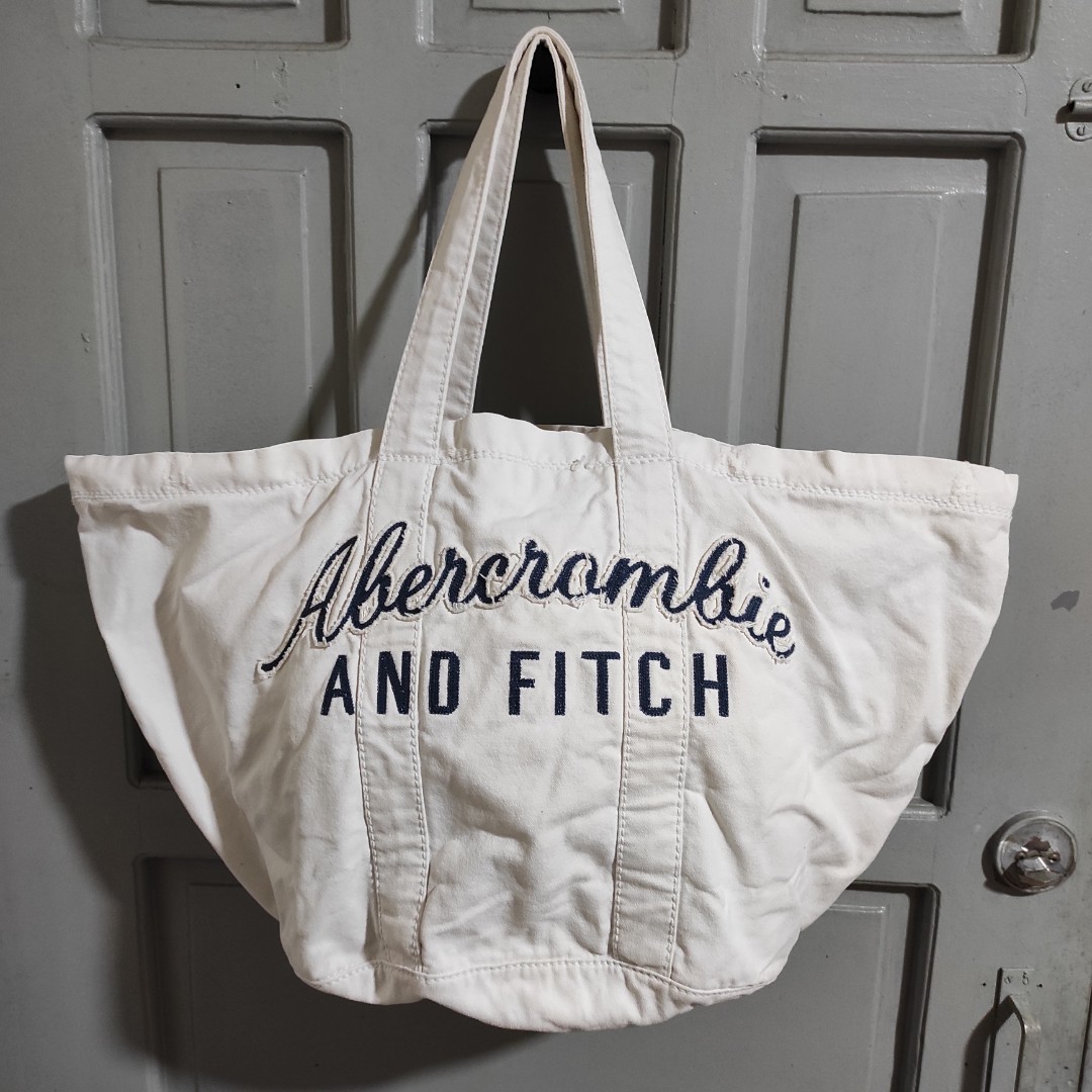 Abercrombie beach bag outlet