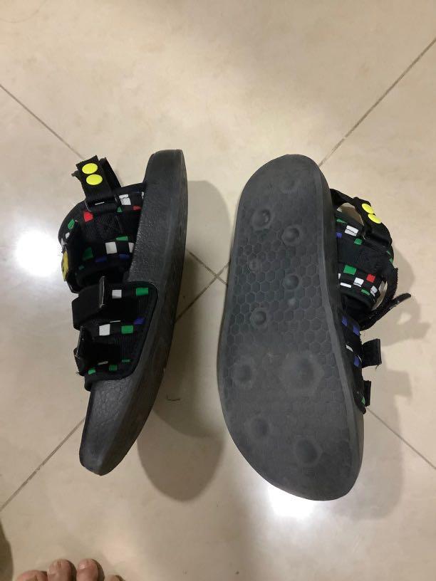 Adidas chinatown deals