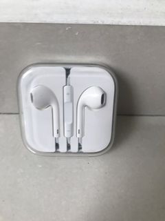 (Category: ) located in . Submitted by jyleong85 (Listing ID 1153979439, Image 1). Description: .