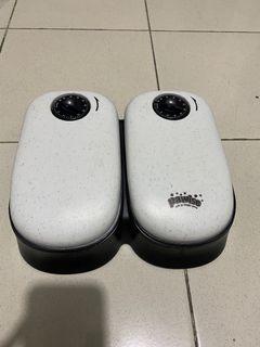 Automatic pet feeder
