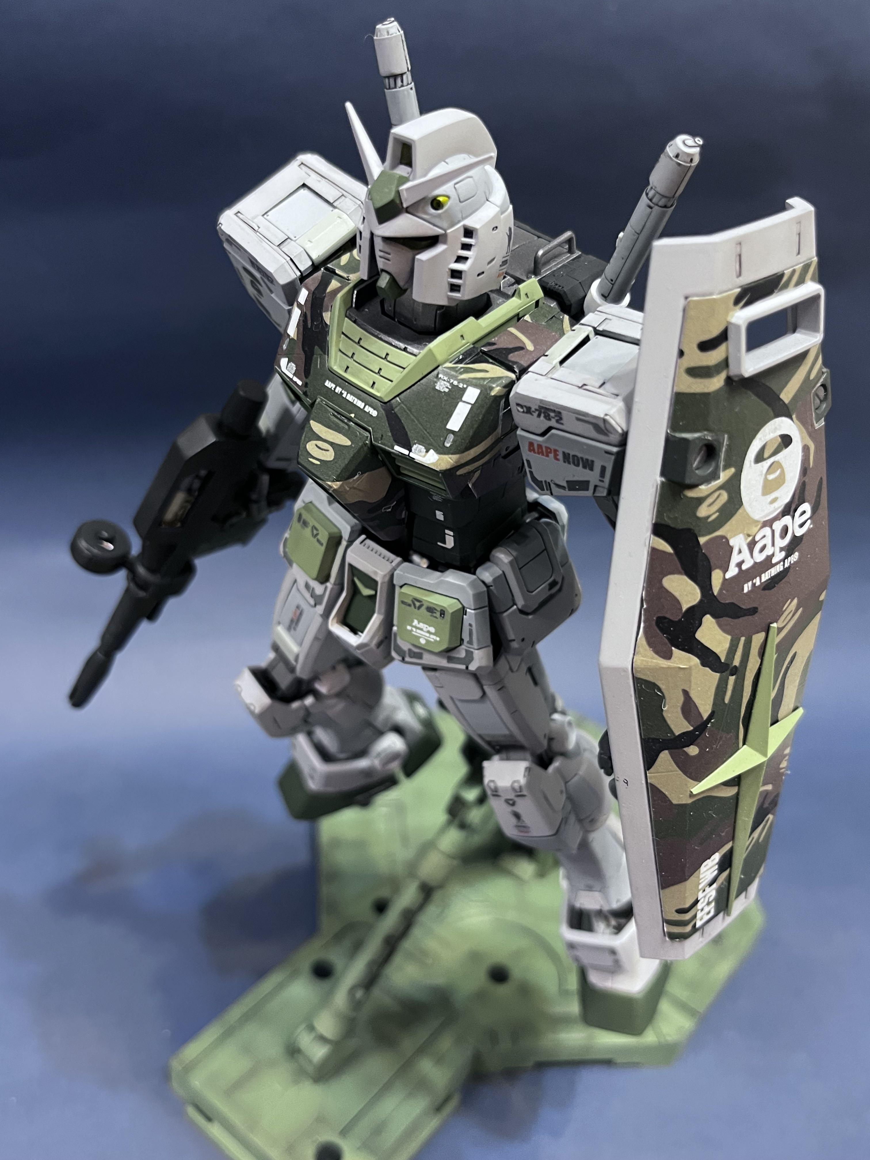 大規模セール AAPEオリジナルカラーのMG RX-78-2 ガンダム asakusa.sub.jp