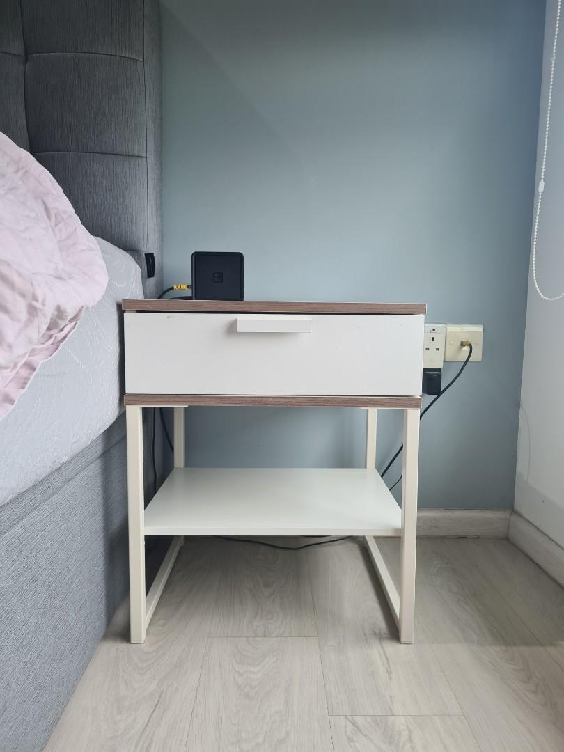 Bedside table (Category: Shelves, Cabinets & Racks) located in Singapore. Submitted by chickwithkicks (Listing ID 1153969787, Image 1). Description: moving out.