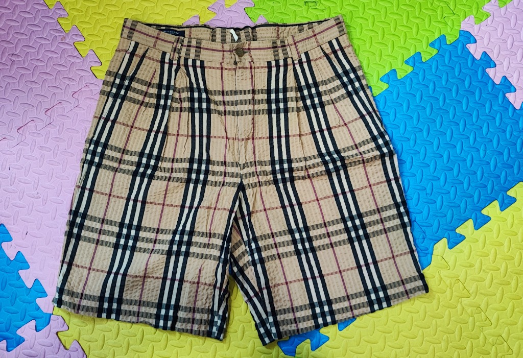 Burberry shop london shorts