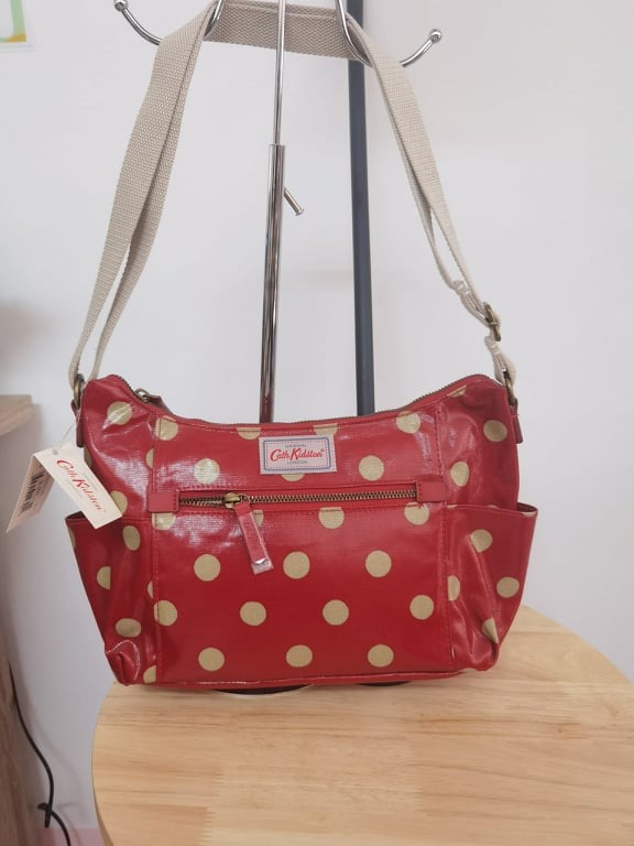 Button spot heywood shoulder bag new arrivals