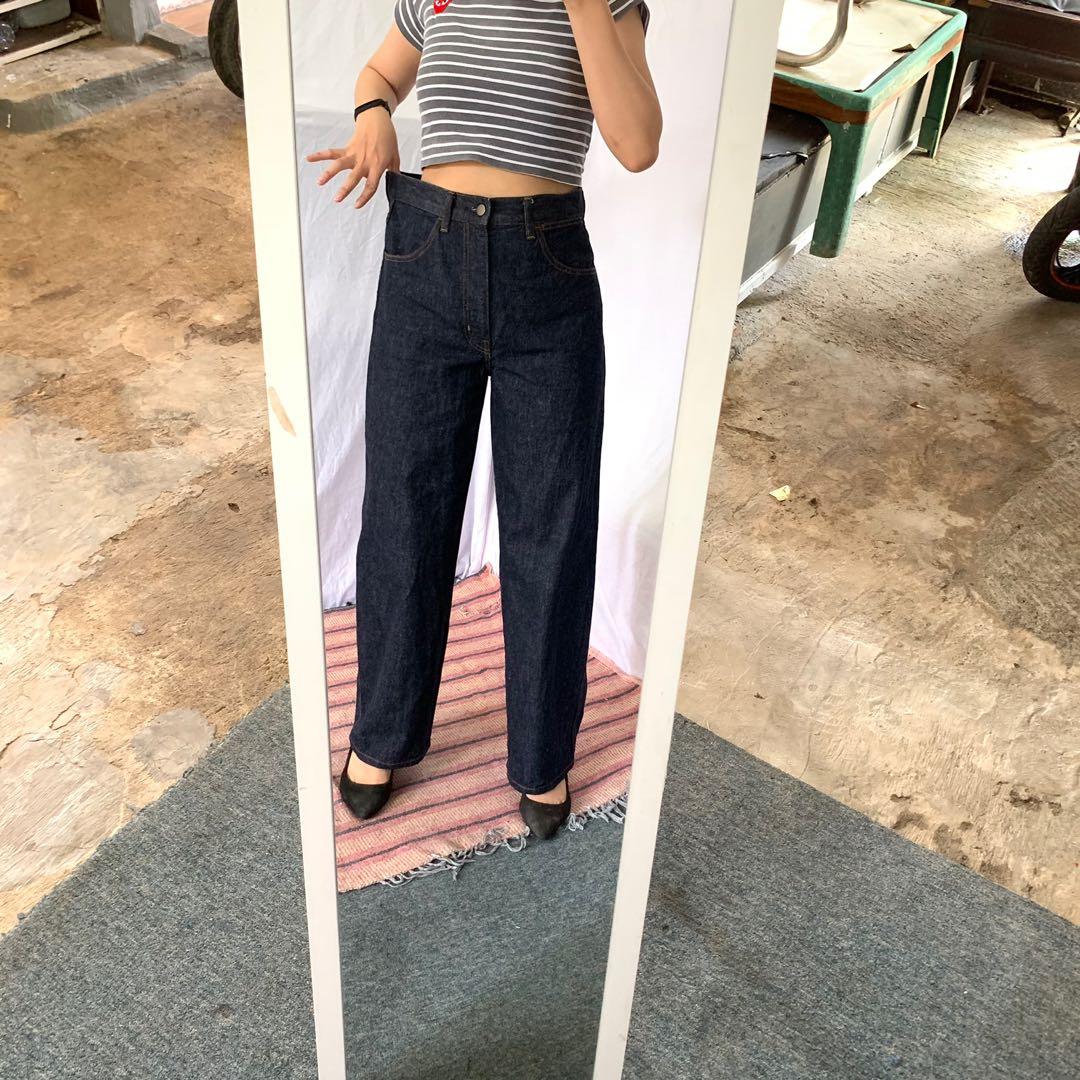 Celana Kulot Jeans Uniqlo Straight Cut 