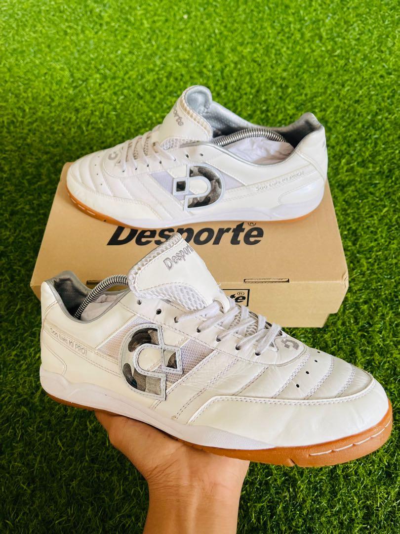 Desporte on sale futsal shoes