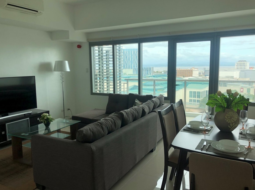 For Sale 2BR Bristol at Parkway, Alabang Muntinlupa, 105sqm, for P37M