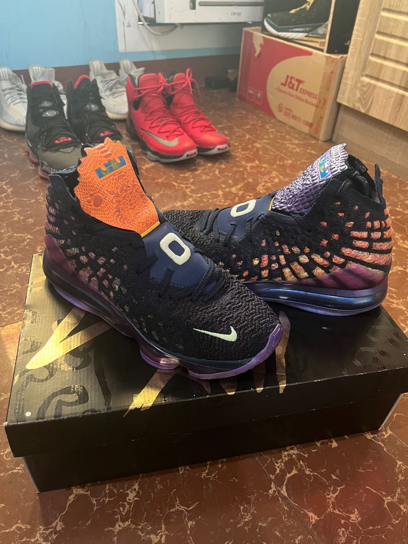 lebron 17 moonstar