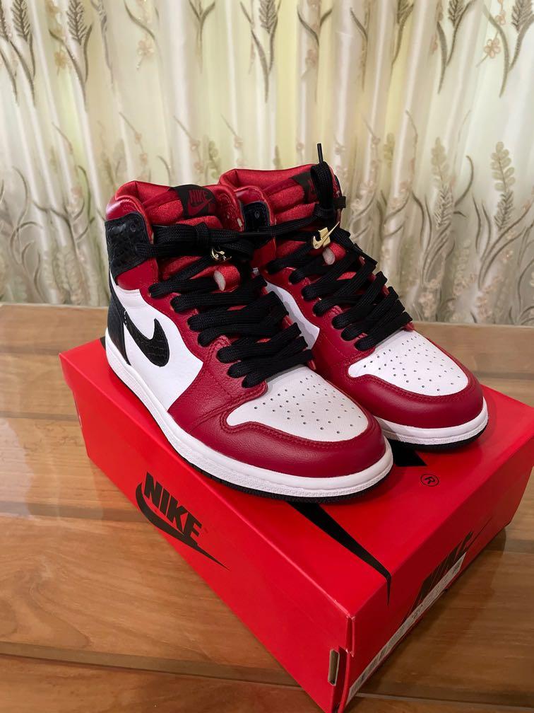 nike air jordan 1 retro satin red high, Women's Fashion, Footwear