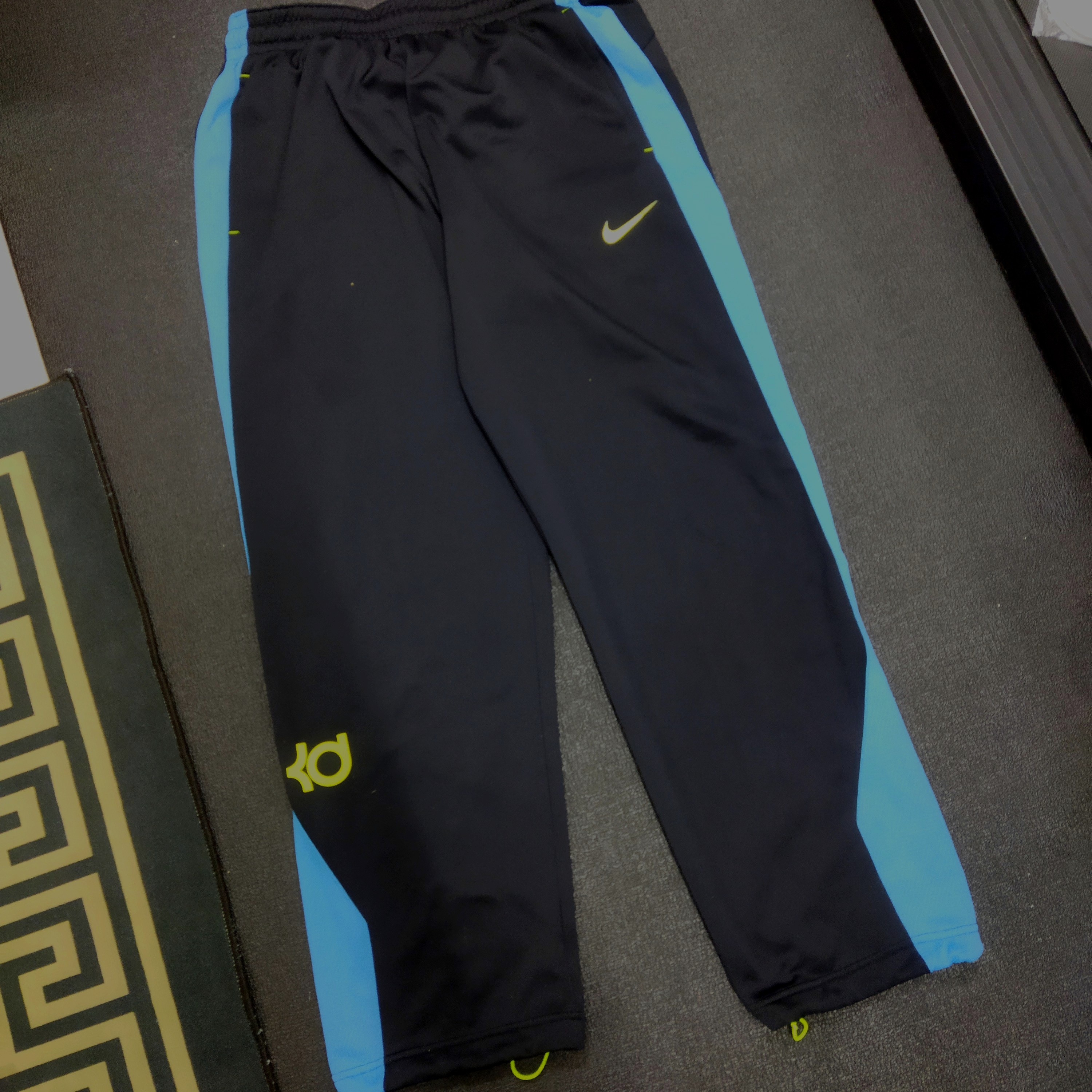 Kd sweatsuit sales