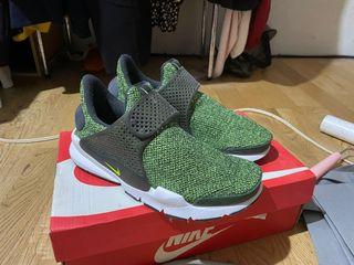 Nike SOCK DART SE