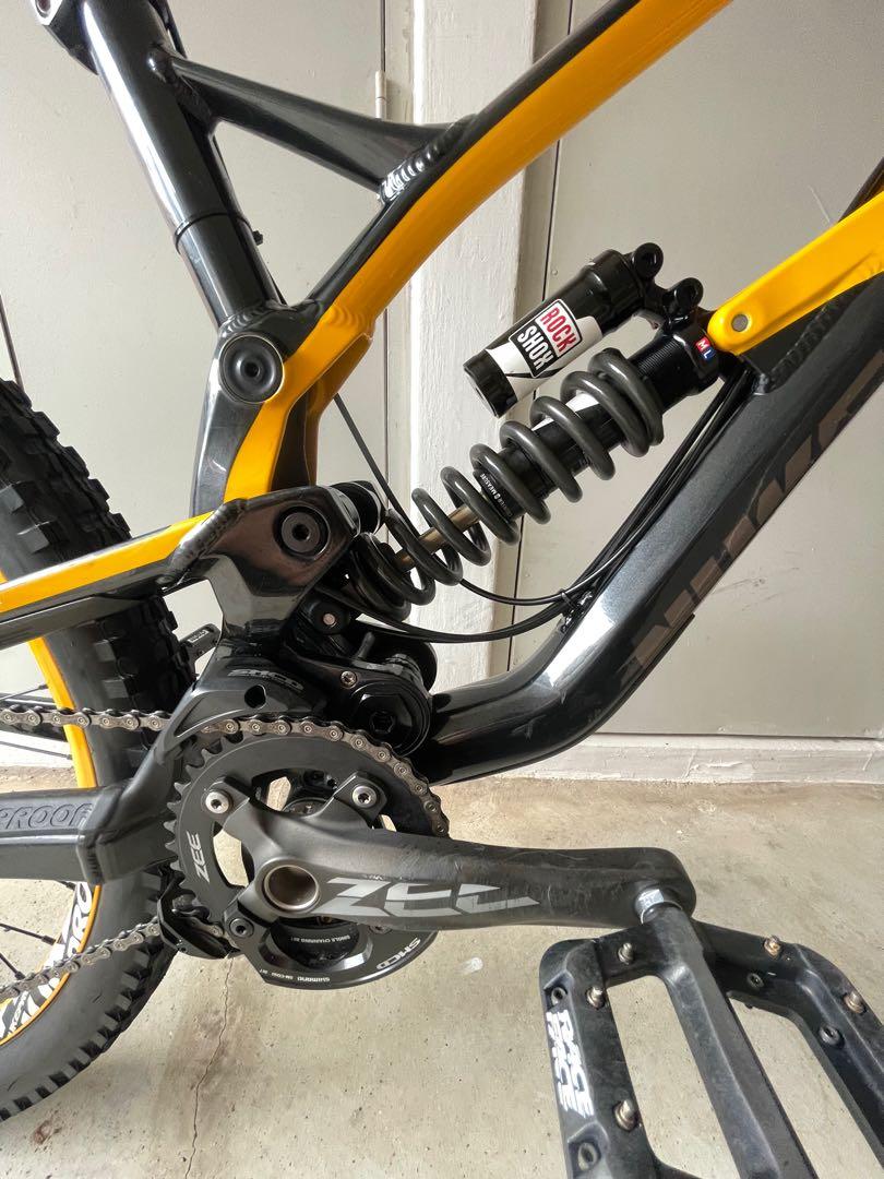 Nukeproof pulse team dh bike 2017 hot sale