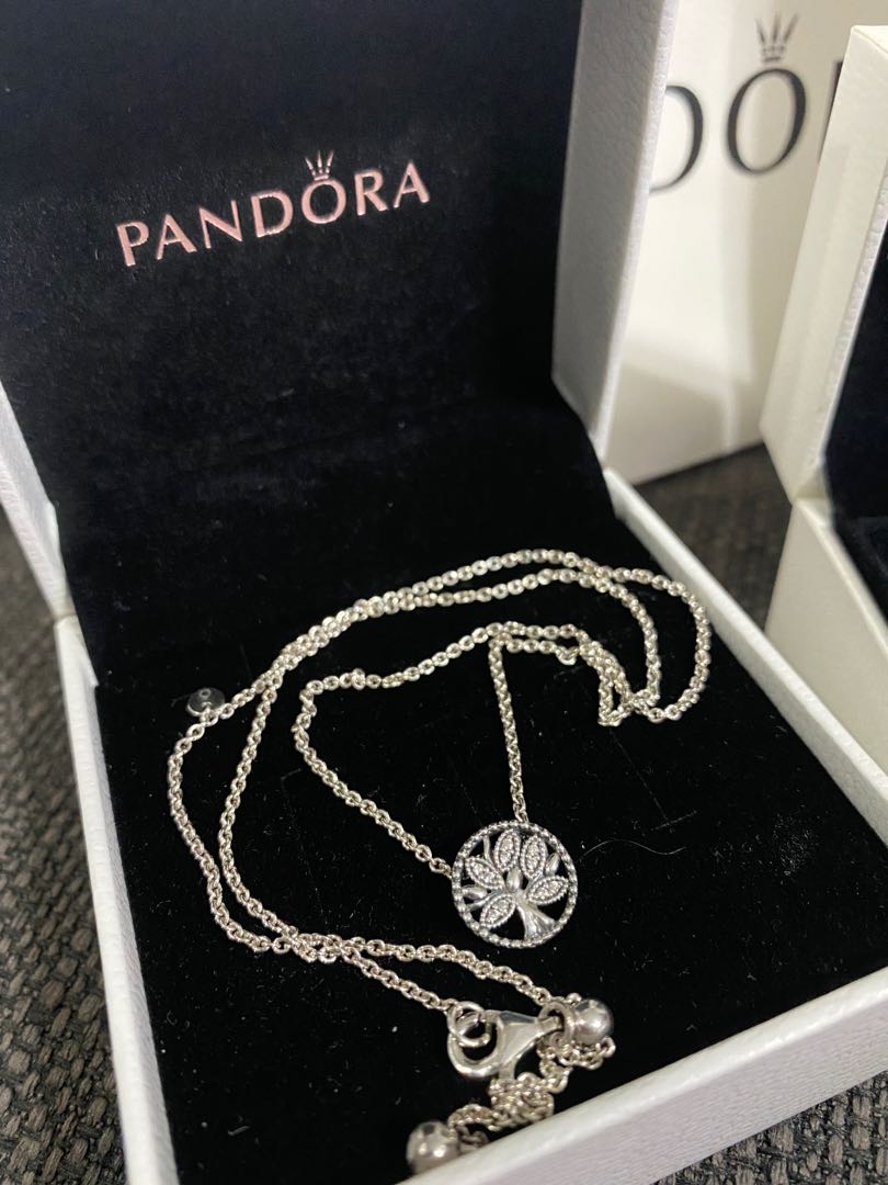 Pandora Sparkling Family Tree Necklace 