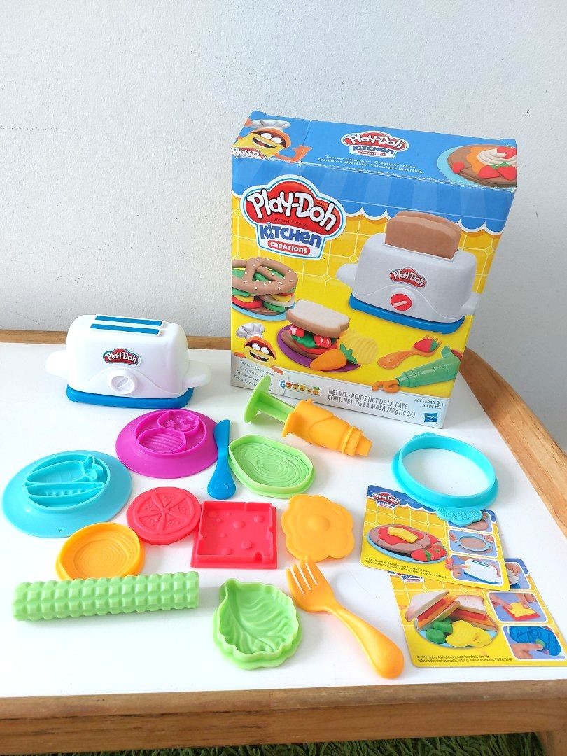 Play-Doh Kitchen Creations Toaster Creations