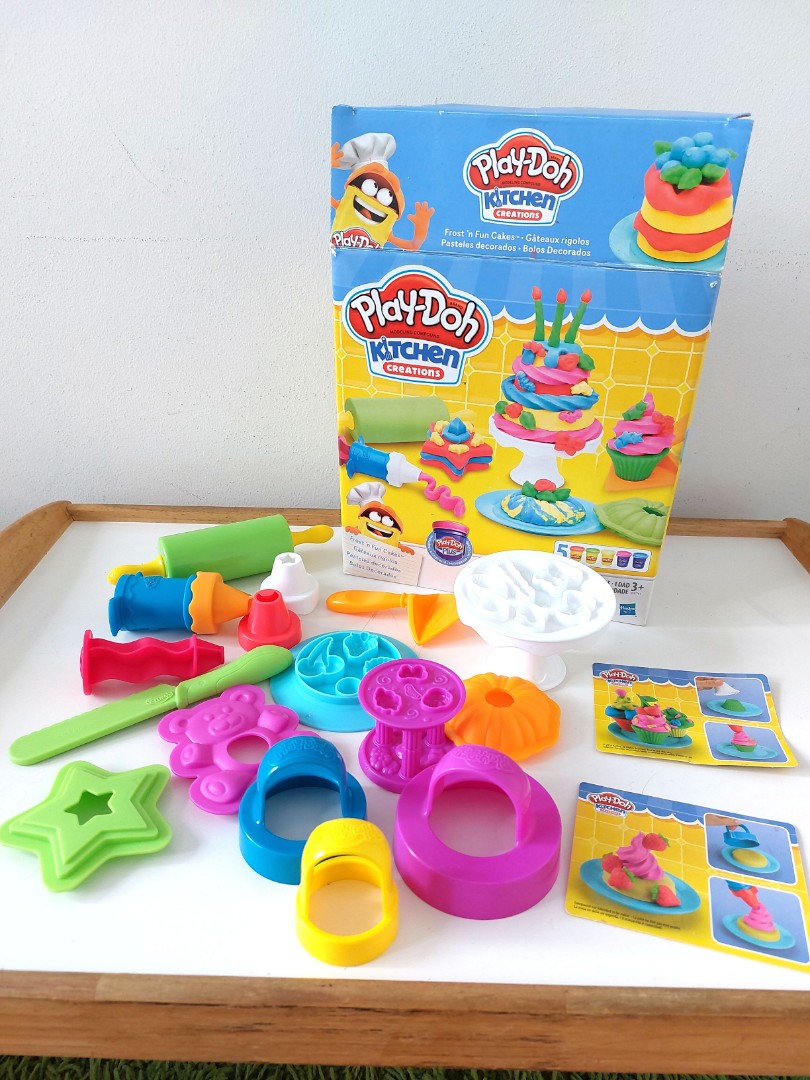 Play Doh Kitchen Creations Frost N Fun Cakes Hobbies Toys