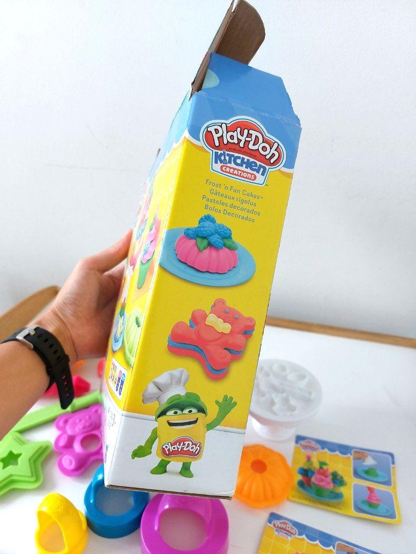 Play Doh Kitchen Creations Frost N Fun Cakes