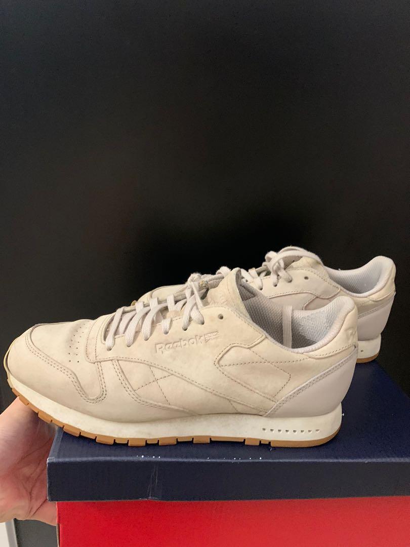 Reebok classic top suede trainers