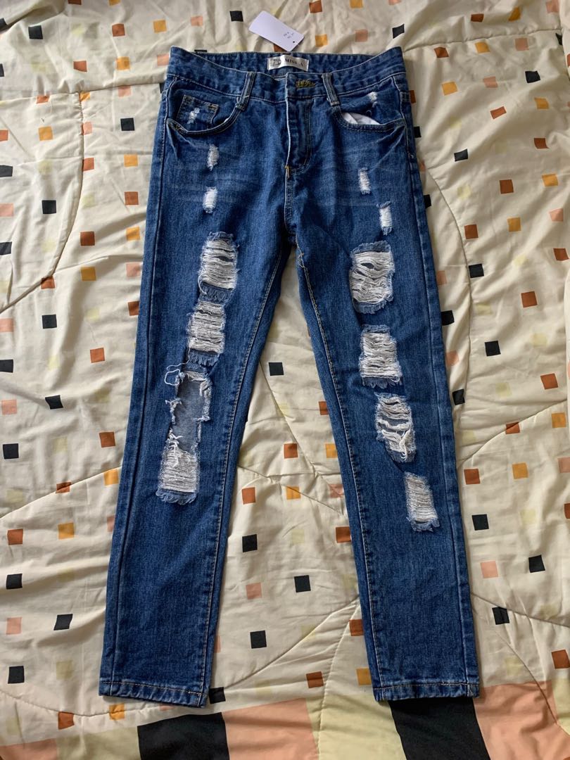 Ripped Jeans / Boyfriend jeans 
