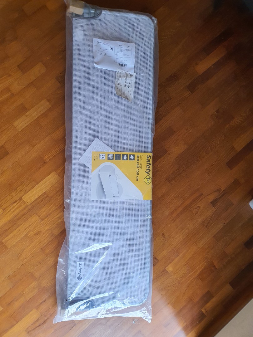 Safety 1st Bed Rail, Babies & Kids, Baby Nursery & Kids Furniture, Bed