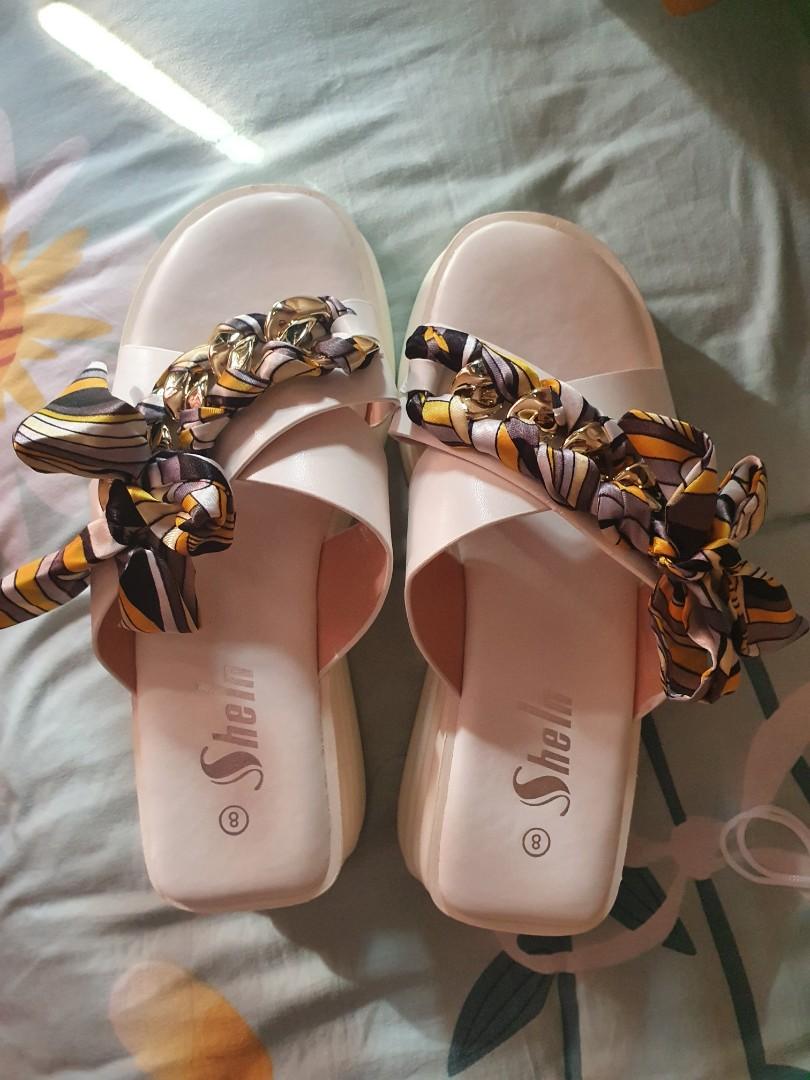 White deals ribbon sandals