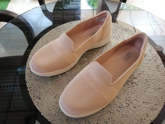 Skechers on the go dreamy - bella sales