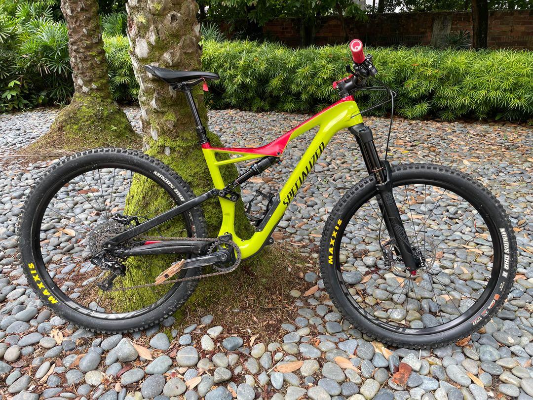 Specialized Stumpjumper Comp Carbon 27.5 Sports Equipment