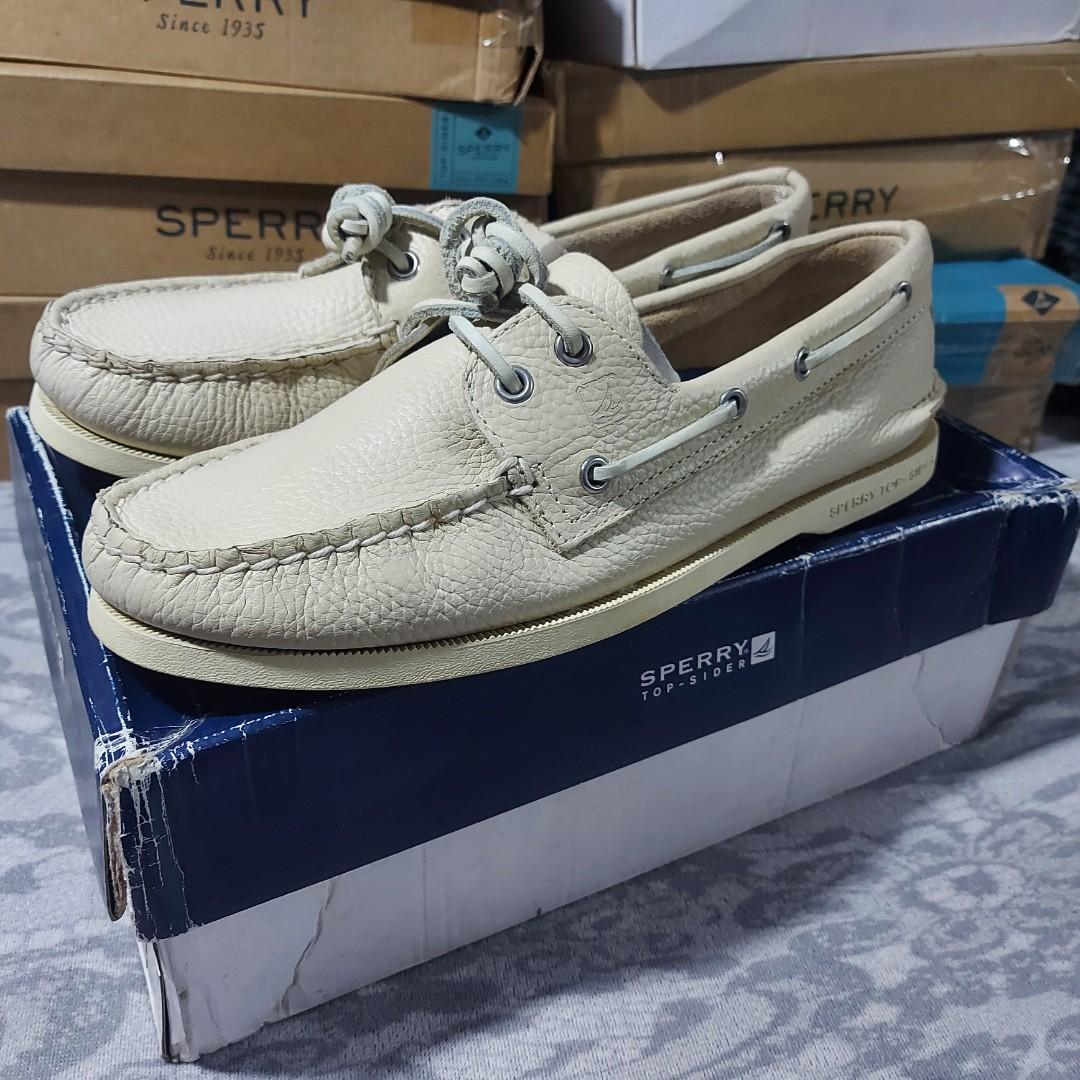 Off white sperrys store