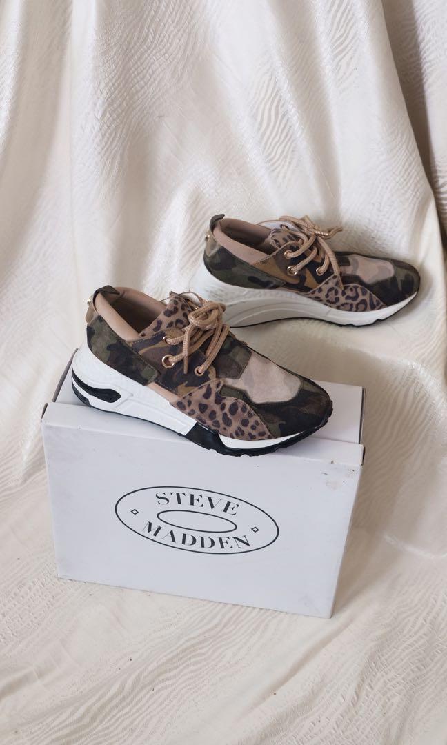 STEVE MADDEN Cliff Khaki 39 24.5 cm Fesyen Wanita Sepatu