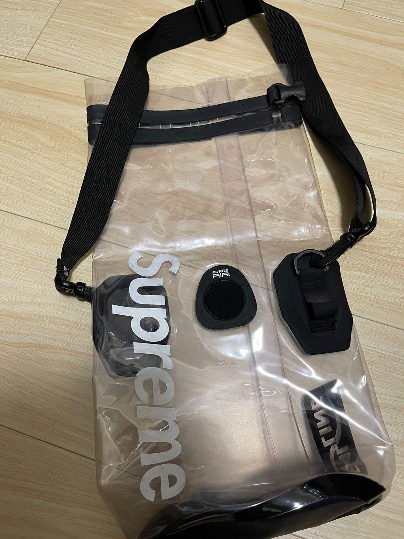 supreme sealline discovery dry bag 5L 防水袋, 男裝, 袋, 小袋