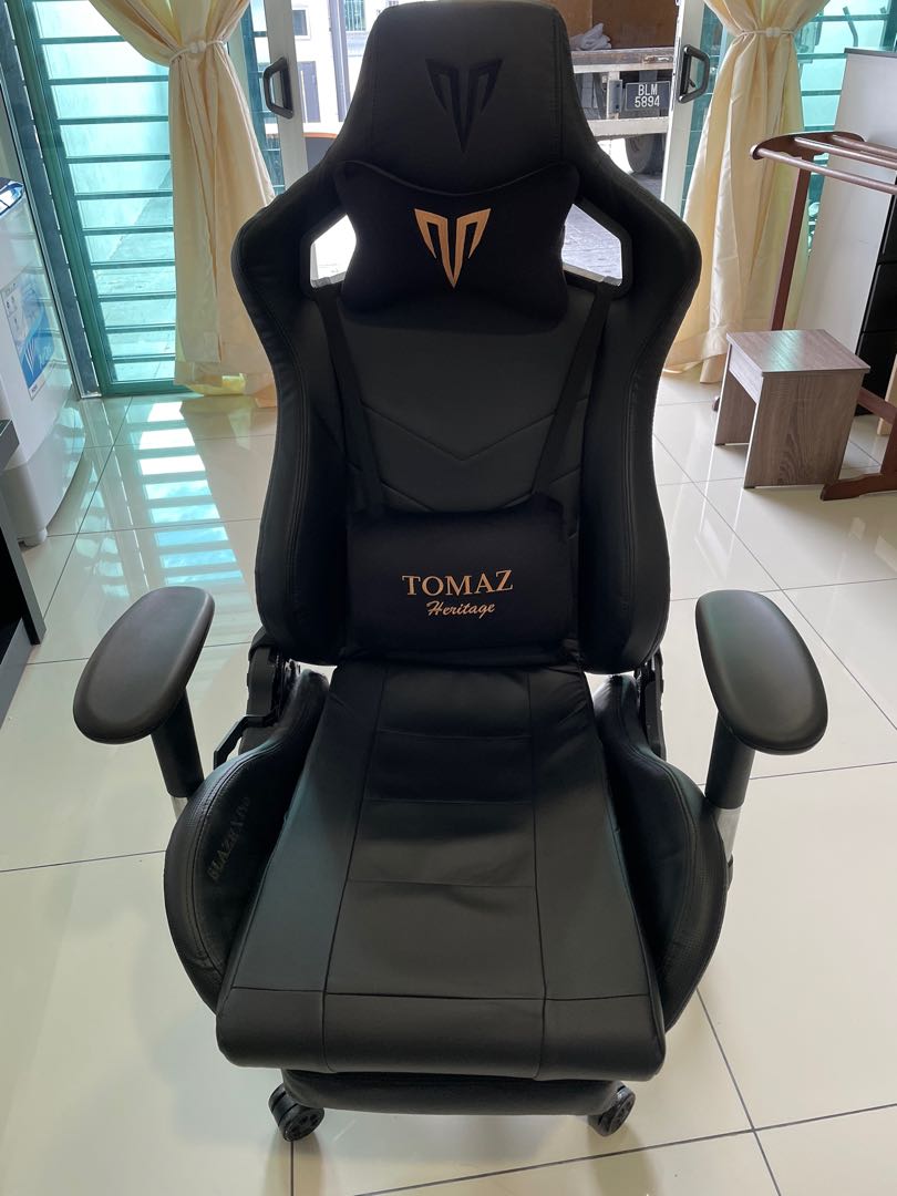 Tomaz Gaming Chair, Furniture & Home Living, Furniture, Chairs on Carousell