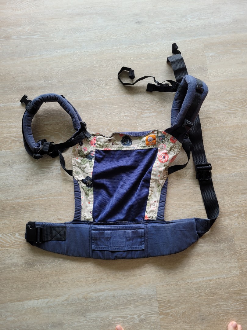 Tula coast carrier rosy posy, Babies Kids, Going Out, Carriers