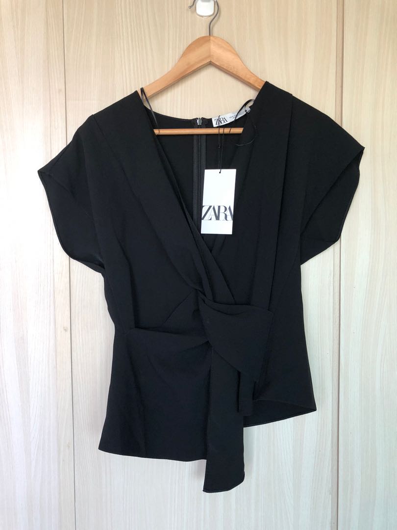 Zara black knot top