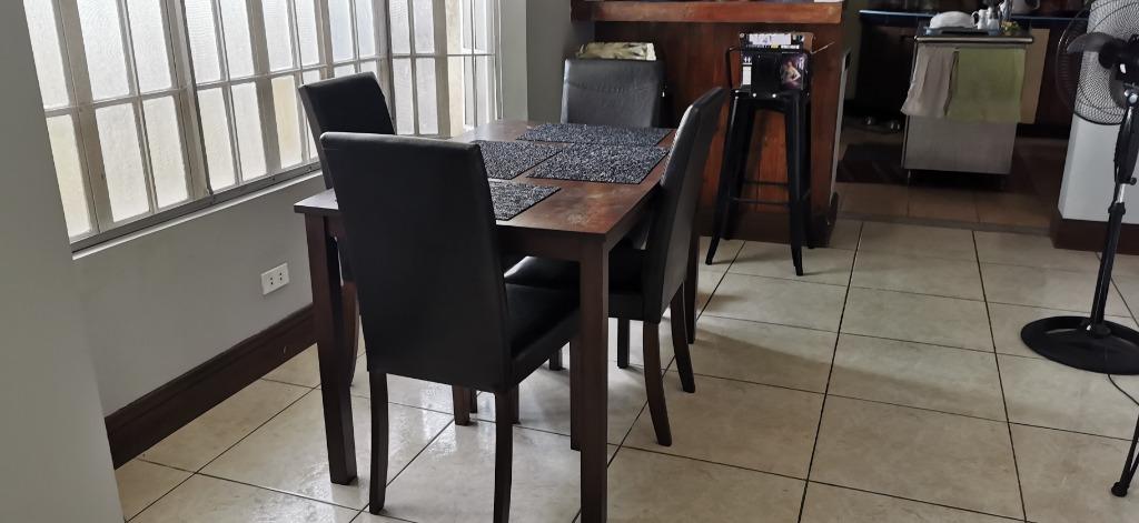 4-seater Dining Set (Category: Other Home Furniture) located in Quezon City. Submitted by yellowcarousel (Listing ID 1158279669, Image 1). Description: Bought in 2020. 4 seater leather seats. RSF: No longer needed..