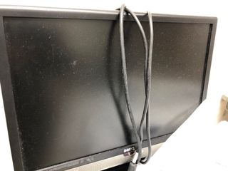 Computer Monitor462583213747097600