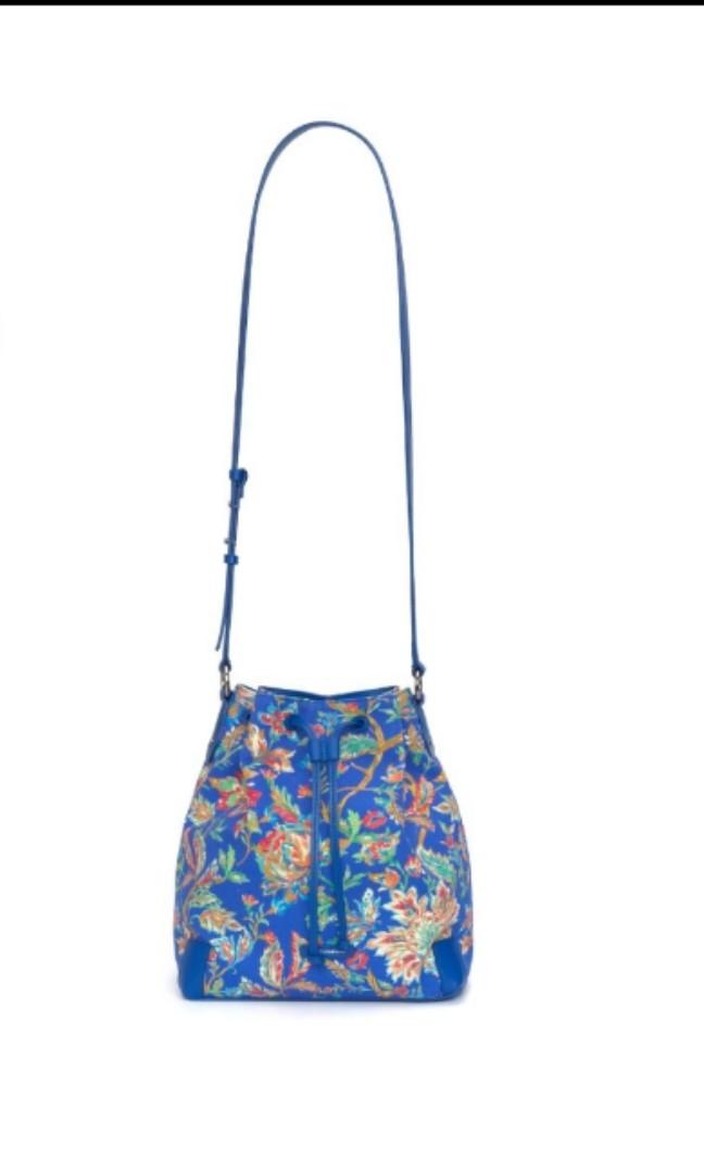 Authentic Jim Thompson bucket bolo bag (Category: Bags & Wallets) located in Singapore. Submitted by hayden.ocean (Listing ID 1158331446, Image 2). Description: Authentic Jim Thompson bucket bag printed on fabric and trimmed with real leather. comes with dust bag and tag attached. free local despatch..