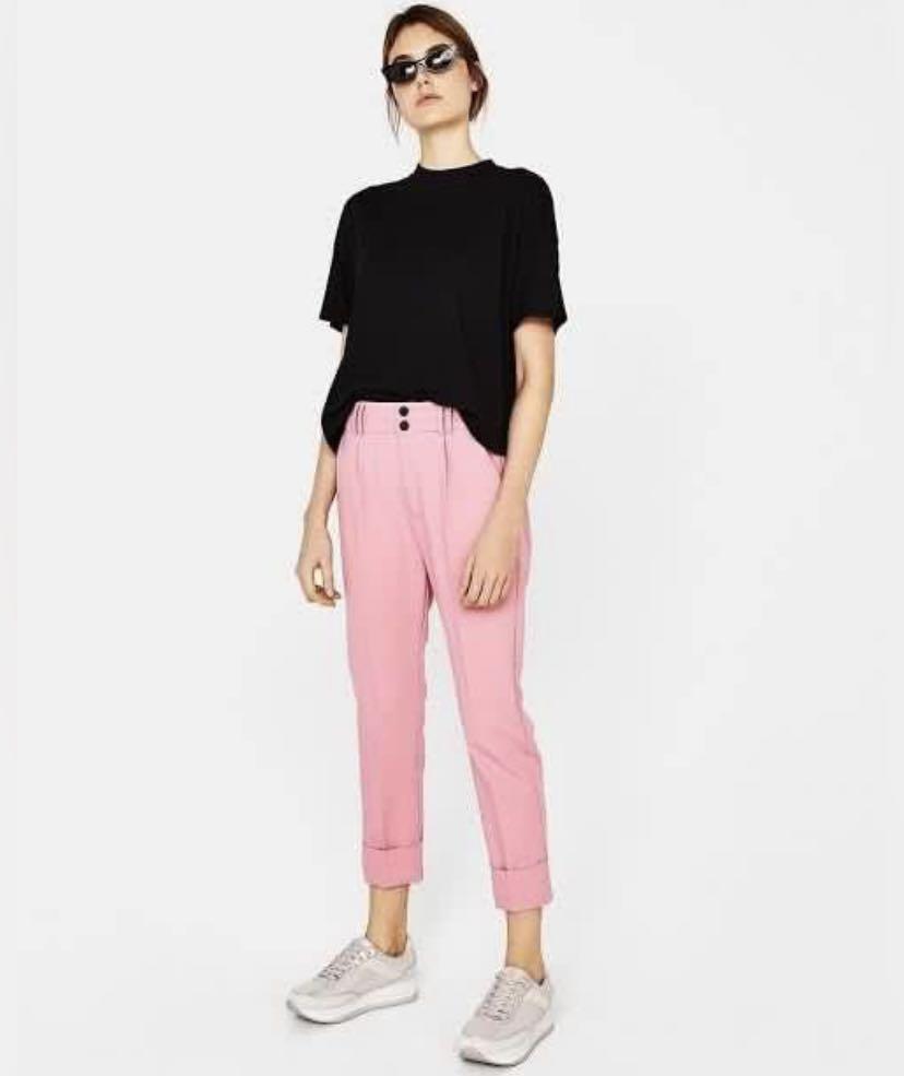 Bershka pink chino pants Celana panjang 