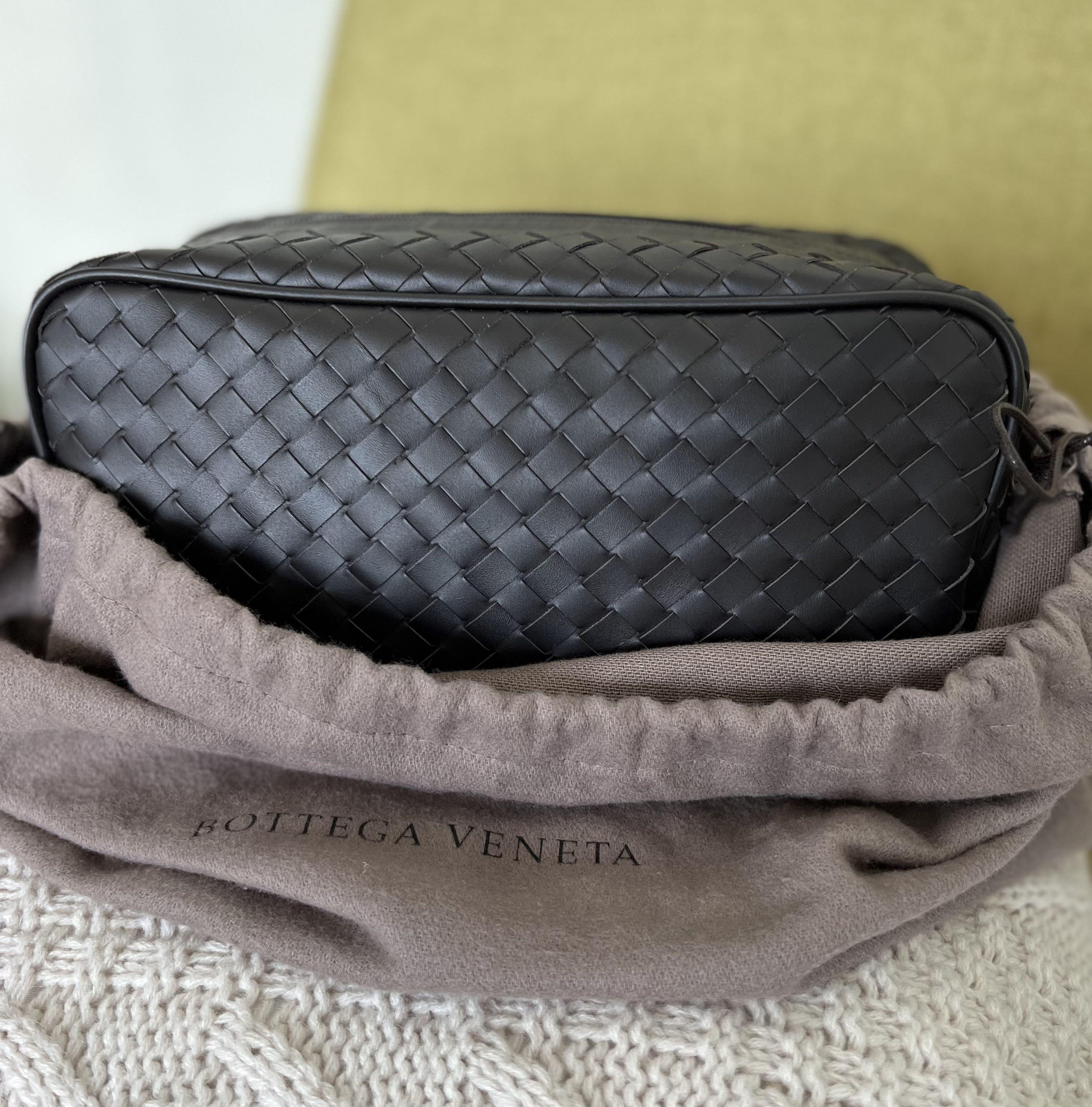 Bottega discount wash bag