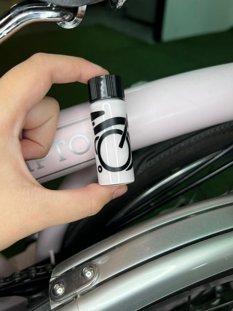 Brompton Cherry Blossom Touch Up Paint Pantone 691C, Sports Equipment