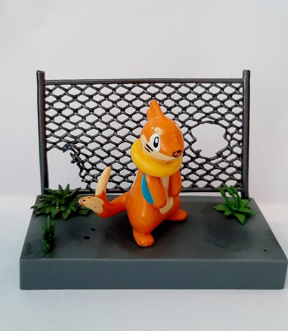Buizel figure top